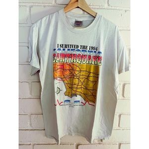 VINTAGE graphic souvenir tee 1994 Northridge Los Angeles earthquake